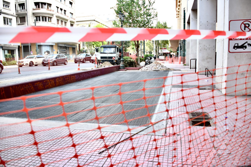 «Μεγάλος Περίπατος»: Ράβε-ξήλωνε μέσα στον Ιούλιο στην Πανεπιστημίου