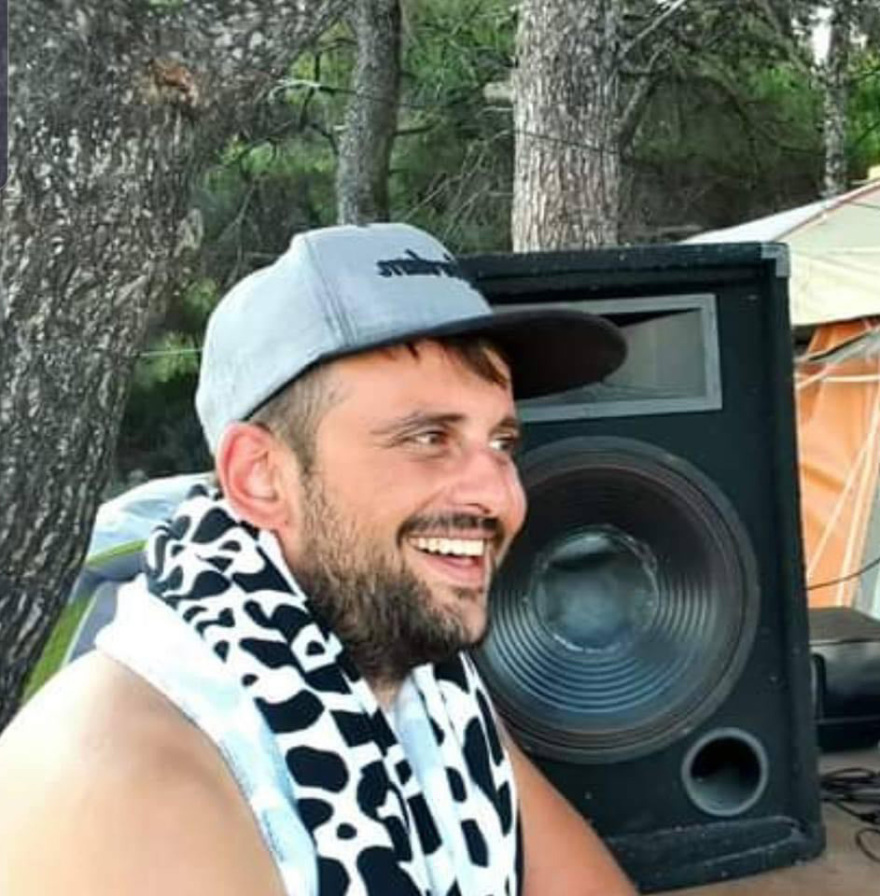 Θεσσαλονίκη: «Μας είπαν ότι δεν άντεξε η καρδούλα του μικρού» - Θρήνος για τα αδέλφια που «έφυγαν» σε 6 ώρες