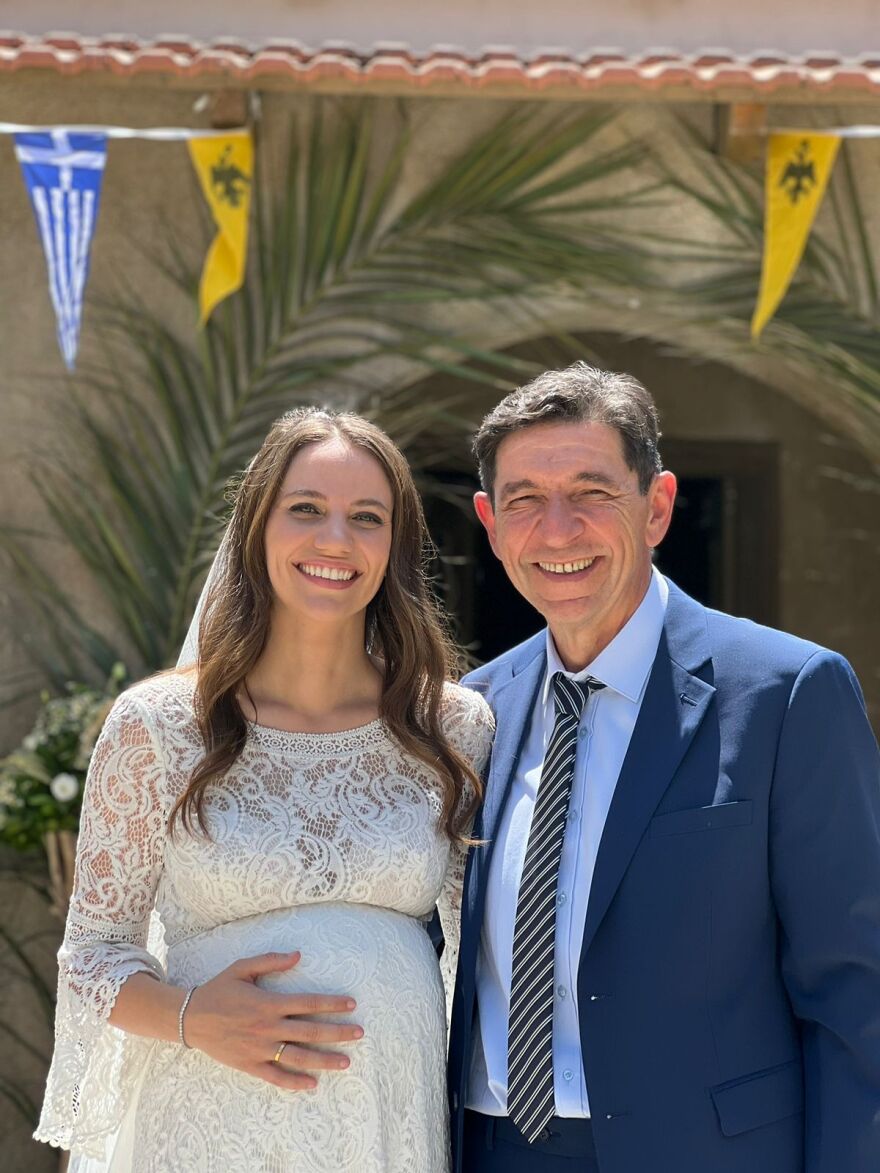 Μαύρο Ρόδο: Η Ελισάβετ παντρεύεται τον Πέτρο - Δείτε φωτογραφίες