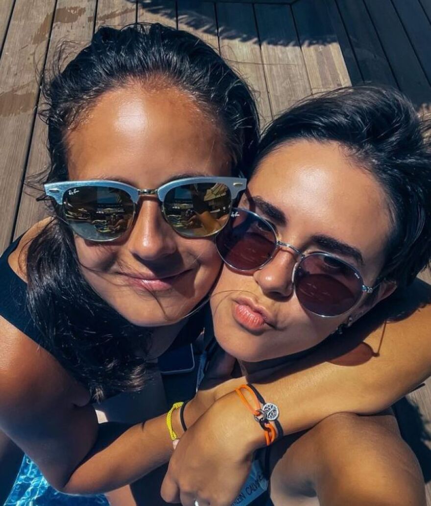  Ρωσίδα τενίστρια δεν μπορεί να επιστρέψει στη χώρα της λόγω της ομοφυλοφιλικής σχέσης της και του «όχι» στον πόλεμο