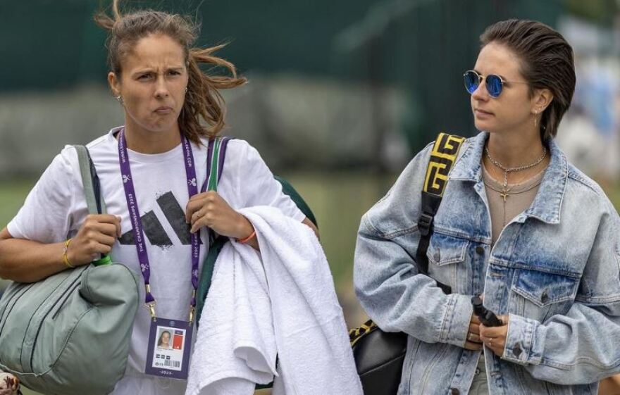  Ρωσίδα τενίστρια δεν μπορεί να επιστρέψει στη χώρα της λόγω της ομοφυλοφιλικής σχέσης της και του «όχι» στον πόλεμο