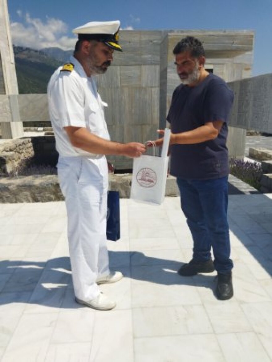 Βοιωτία: Ναυτικοί Δόκιμοι επισκέφτηκαν το Μουσείο Θυμάτων Ναζισμού Διστόμου - Δείτε φωτογραφίες