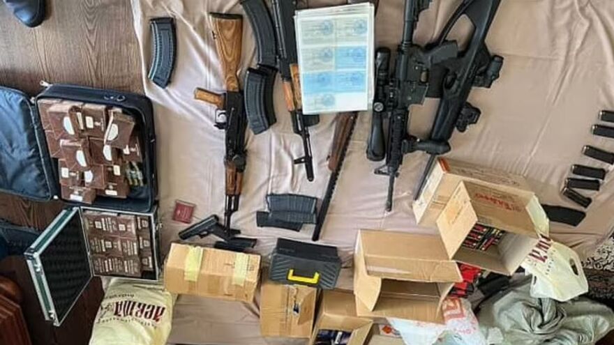 Γεβγκένι Πριγκόζιν: Βρήκαν φωτογραφίες του αρχηγού της Wagner μεταμφιεσμένου με περούκες και γένια