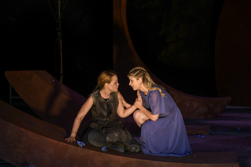 Ηλέκτρα: Δείτε φωτογραφίες από την παράσταση με τη Λένα Παπαληγούρα