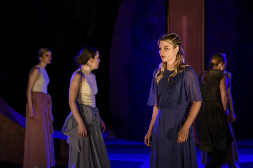 Ηλέκτρα: Δείτε φωτογραφίες από την παράσταση με τη Λένα Παπαληγούρα