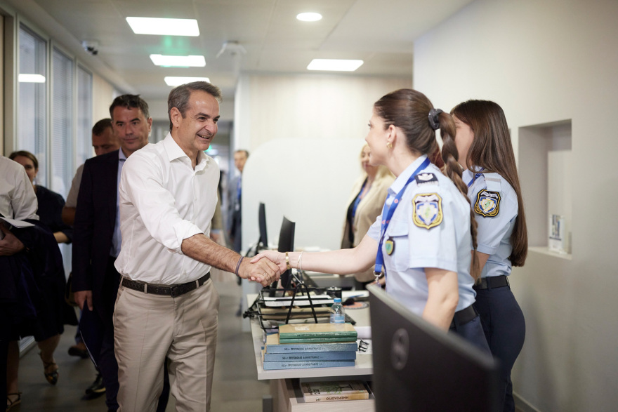 Μητσοτάκης: «Απόλυτη εγρήγορση, θα πάρουμε νέα αεροσκάφη και ελικόπτερα» - Σύσκεψη  για την αντιπυρική περίοδο