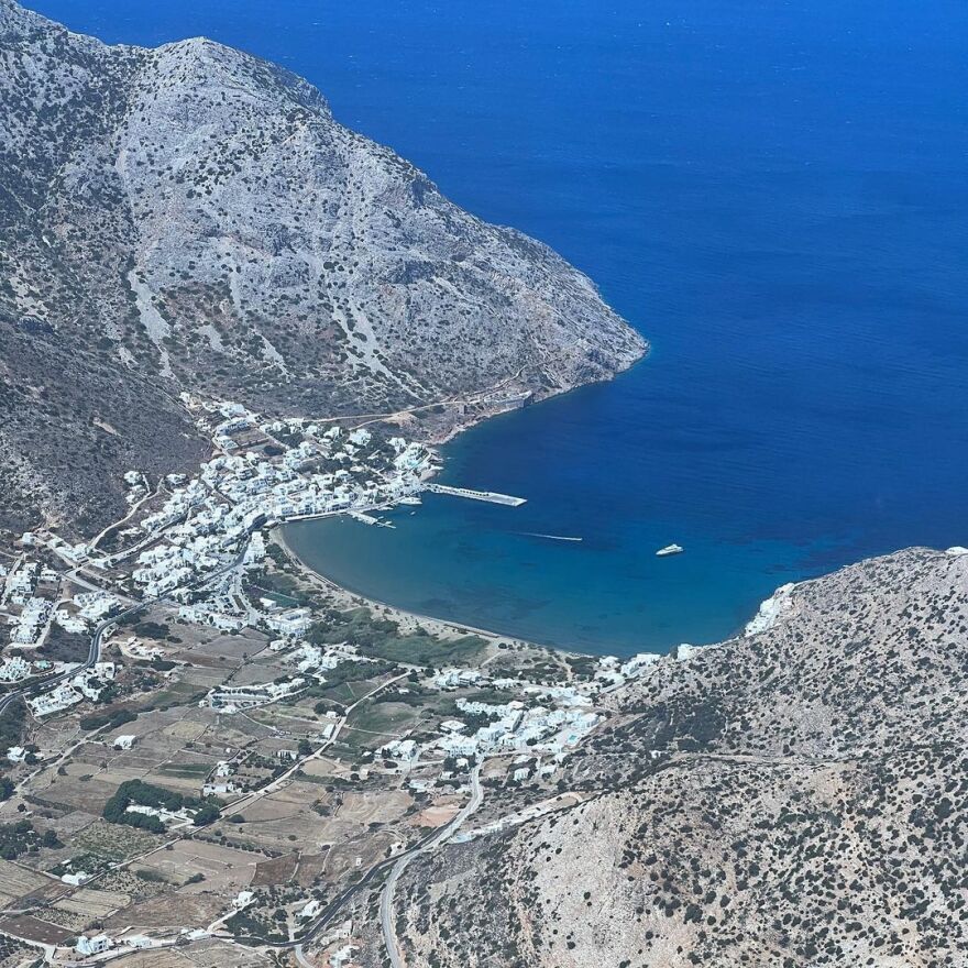 Ντούα Λίπα: Από τη Σίφνο στην Ακρόπολη η παγκοσμίου φήμης σταρ - Δείτε φωτογραφίες