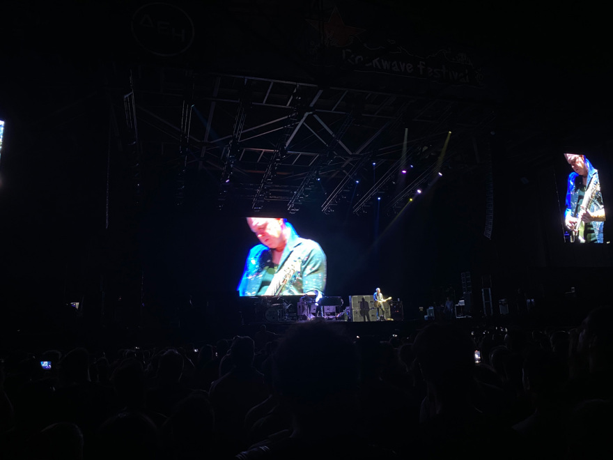 Rockwave Festival: Οι θρυλικοί Deep Purple έγιναν ένα με το κοινό - Ο Ζορμπάς και «Τα παιδιά του Πειραιά» - Δείτε βίντεο