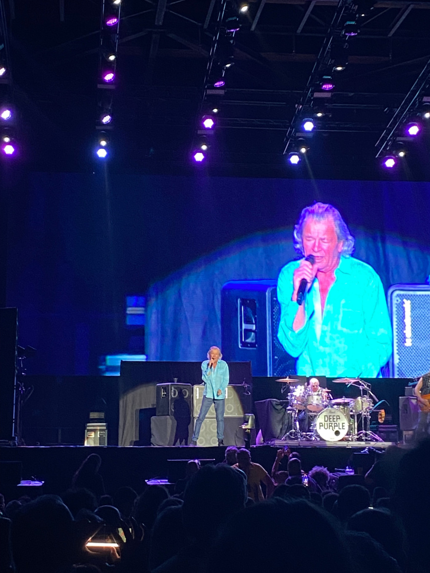 Rockwave Festival: Οι θρυλικοί Deep Purple έγιναν ένα με το κοινό - Ο Ζορμπάς και «Τα παιδιά του Πειραιά» - Δείτε βίντεο