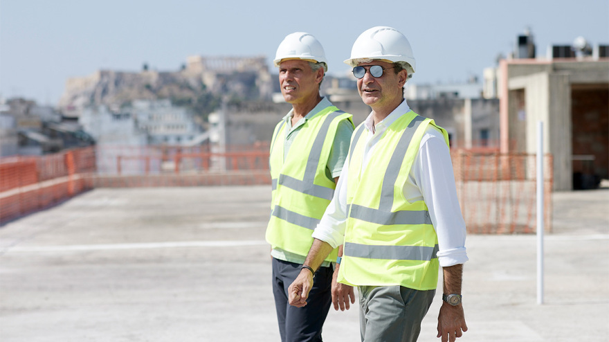 Μητσοτάκης: Επίσκεψη στο νέο κτήριο του «Μινιόν», έκανε βόλτα και στην Ομόνοια - Δείτε βίντεο και φωτογραφίες