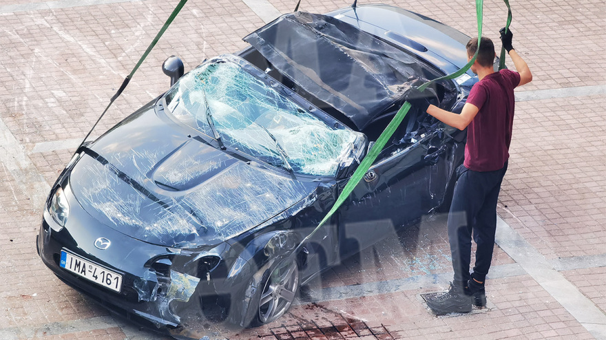 Νέο Ηράκλειο: Αυτοκίνητο «βούτηξε» στο κενό στο σταθμό του ΗΣΑΠ - Νεκρός ο οδηγός