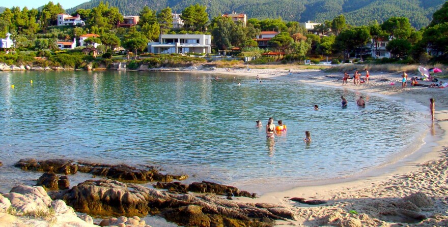 Γιατί ψήνεται η Ευρώπη: Το πιο ακραίο καλοκαίρι του αιώνα με νεκρούς και εφιαλτική ζέστη, τι ισχύει για την Ελλάδα