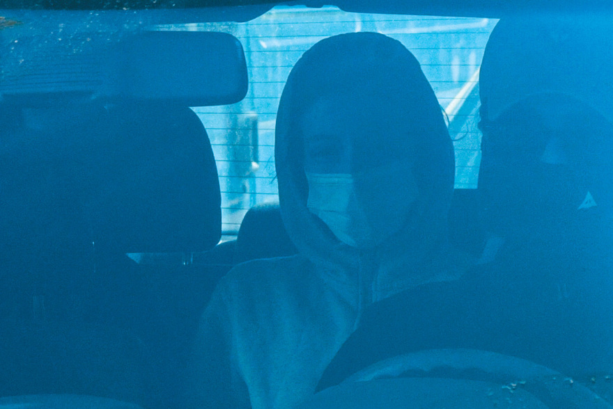 Βιασμός 12χρονης - Το σκεπτικό του εισαγγελέα: Οι εκβιασμοί της μάνας για τα λεφτά ανάγκασαν την 12χρονη σε εκπόρνευση