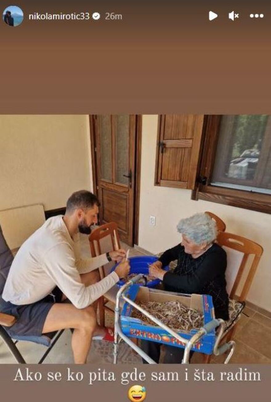 Μίροτιτς: Ολυμπιακός και Παναθηναϊκός «σφάζονται» για να τον αποκτήσουν και εκείνος καθαρίζει... φασολάκια - Δείτε φωτογραφία