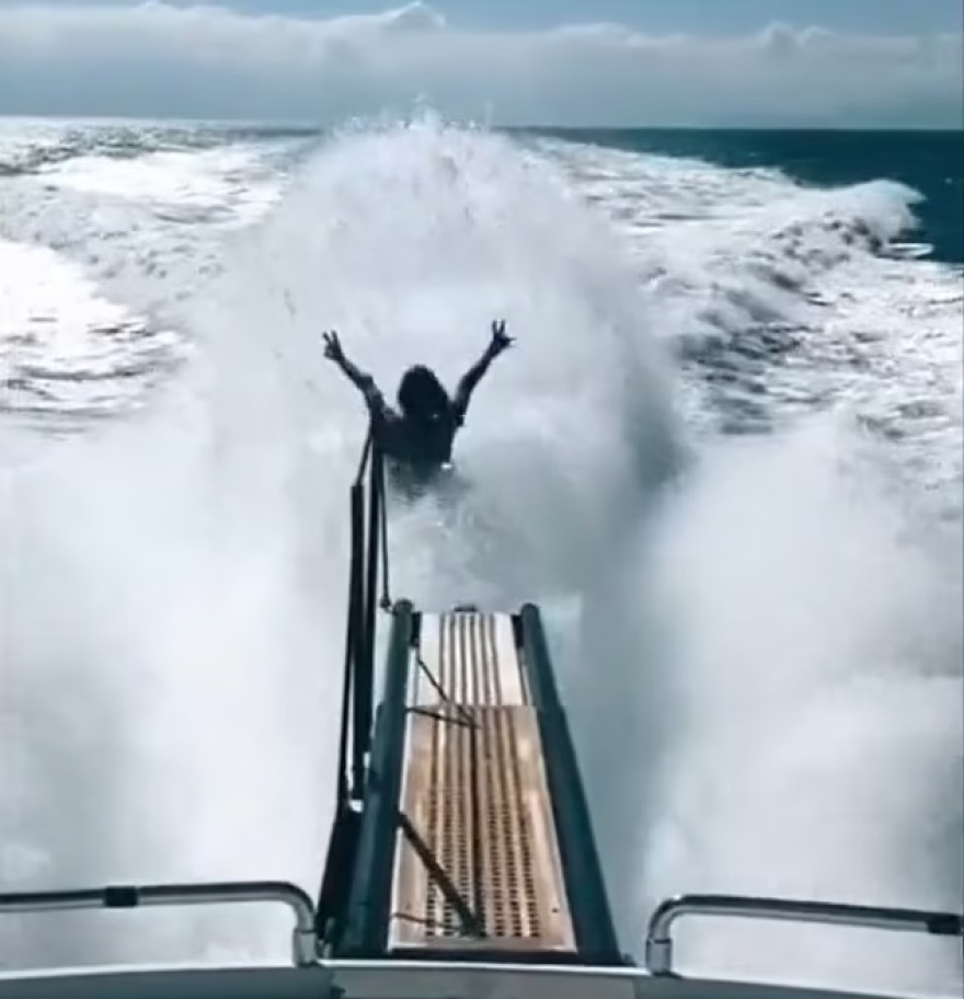 TikTok: Αυτό είναι το νέο θανατηφόρο «challenge» - Τέσσερις άνθρωποι σκοτώθηκαν στη θάλασσα