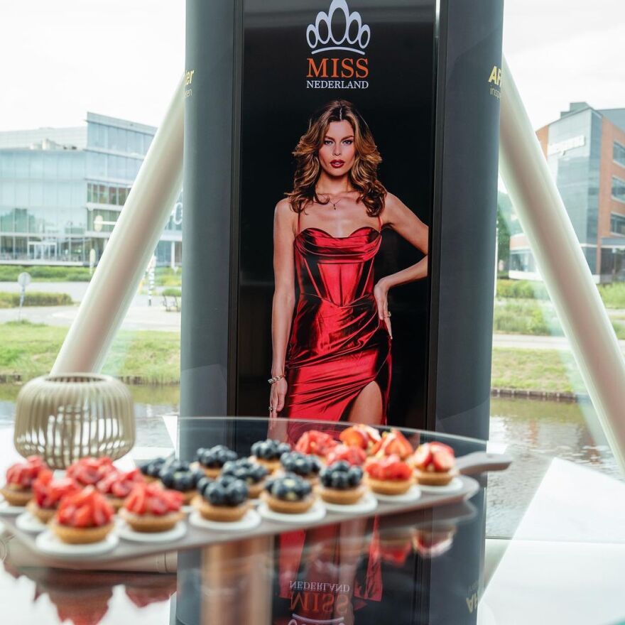 Ποια είναι η τρανς γυναίκα που κέρδισε τον τίτλο «Μις Ολλανδία 2023»