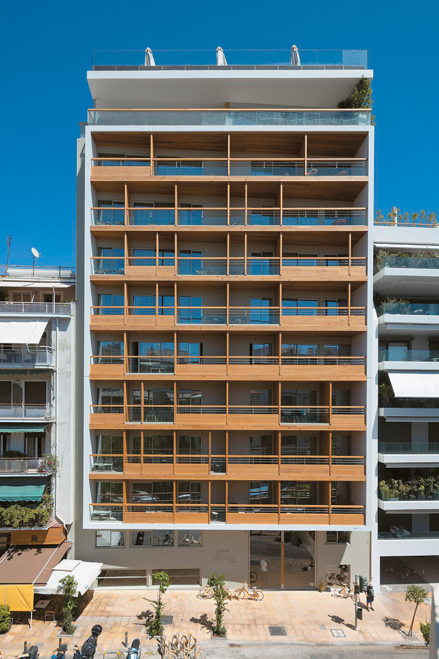 Coco-Μat: Προθεσμία τριών μηνών για να γκρεμιστούν οι αυθαίρετοι όροφοι στο ξενοδοχείο