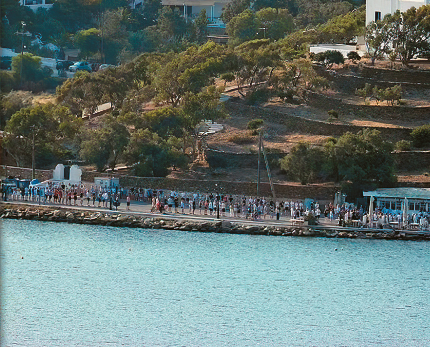 Οδοιπορικό στην Ίο: Οι διακοπές αποφοίτησης κατέληξαν σε ιρλανδική τραγωδία 