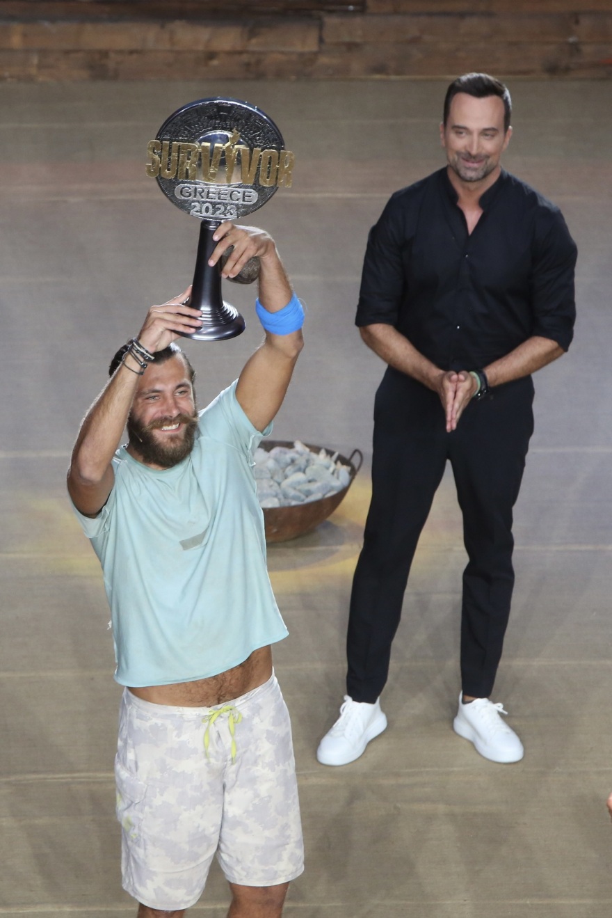 Survivor All Star: Νίκος Μπάρτζης και Σάκης Κατσούλης διεκδικούν το μεγάλο έπαθλο 