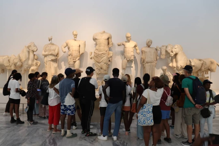 Τανζανία: Το σχολείο της ελληνικής κοινότητας επιστρέφει στις ρίζες του