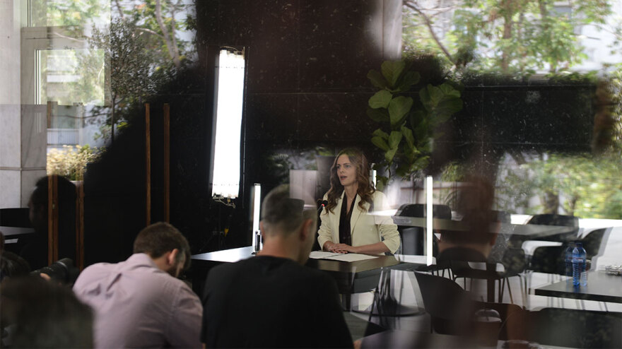 Έφη Αχτσιόγλου: Ανακοίνωσε την υποψηφιότητά της για την προεδρία του ΣΥΡΙΖΑ