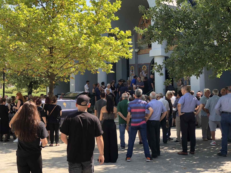 Λάρισα: Ελεύθερος ο 76χρονος που παρέσυρε και σκότωσε την 41χρονη