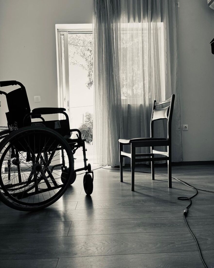 Γιώργος Γεροντιδάκης: Αποχαιρετά τη 2η σεζόν του «Σασμού» με backstage φωτογραφίες