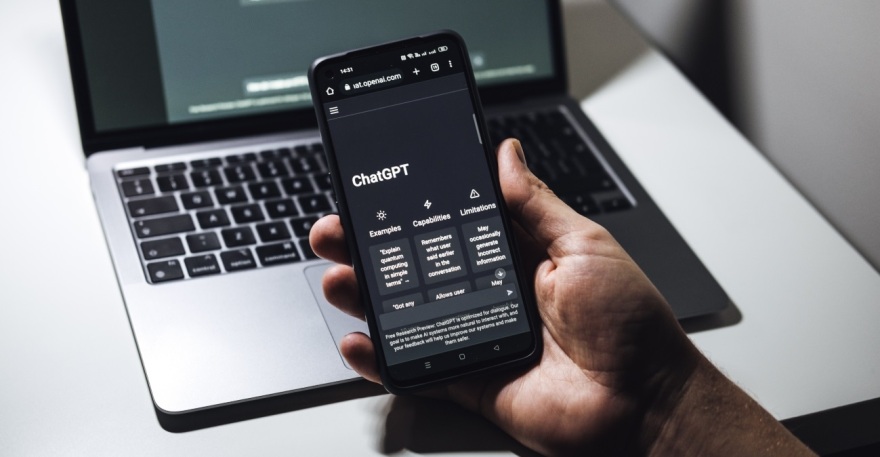  Μάθημα-πείραμα με το ChatGPT στο Πανεπιστήμιο Αθηνών