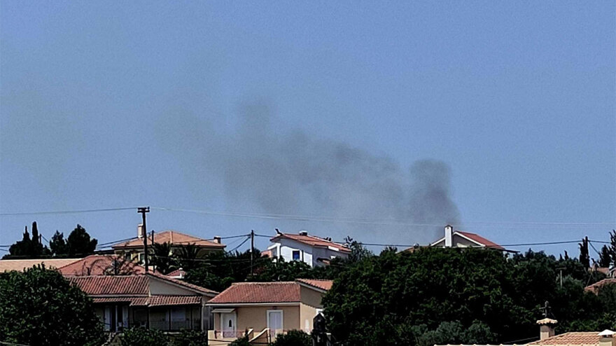 Φωτιά τώρα στην περιοχή Λακήθρα Κεφαλονιάς - Σηκώθηκαν και εναέρια μέσα