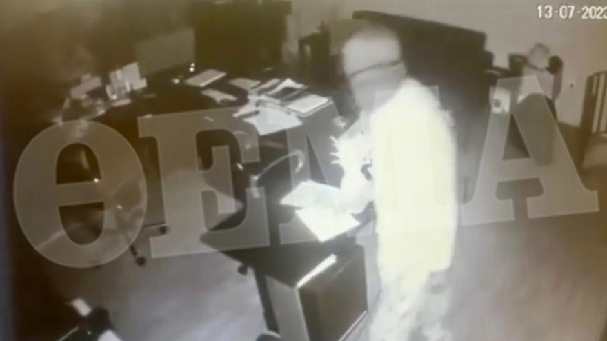 Παλλήνη: Μετρητά, λίρες, κοσμήματα και νομίσματα «σήκωσαν» ληστές από το χρηματοκιβώτιο του φούρνου «Βενέτη»