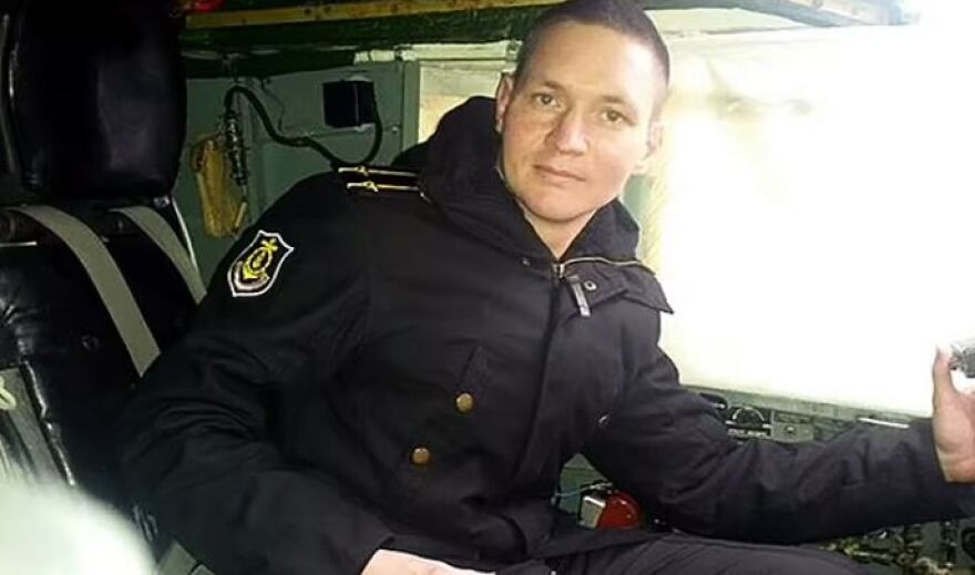 Ρωσία: 42χρονος διοικητής υποβρυχίου εκτελέστηκε με επτά σφαίρες ενώ έκανε τζόκινγκ - Το βίντεο της τελευταίας βόλτας του