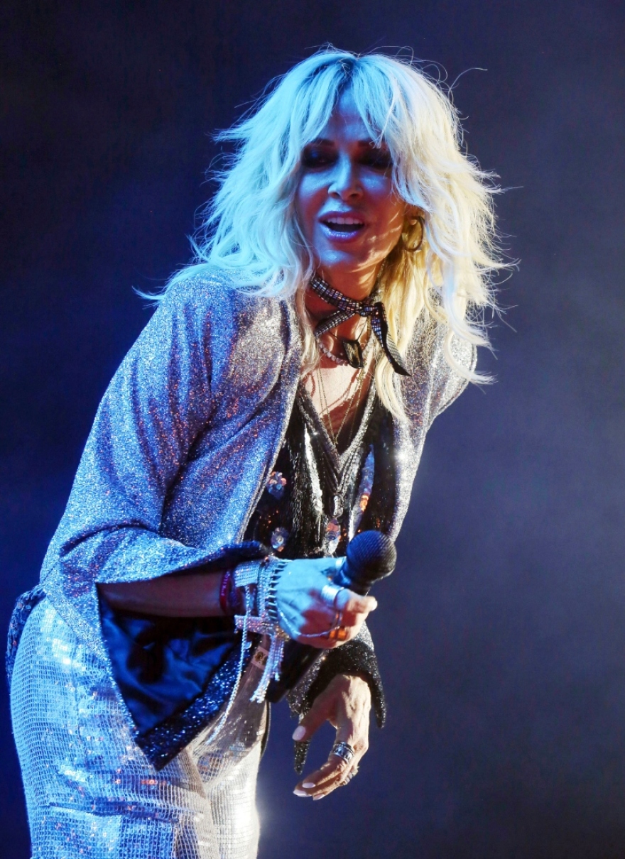 ﻿﻿Άννα Βίσση: Αποθεώθηκε η Άννα Βίσση στη συναυλία για τα 50 χρόνια καριέρας της - Βίντεο και φωτογραφίες