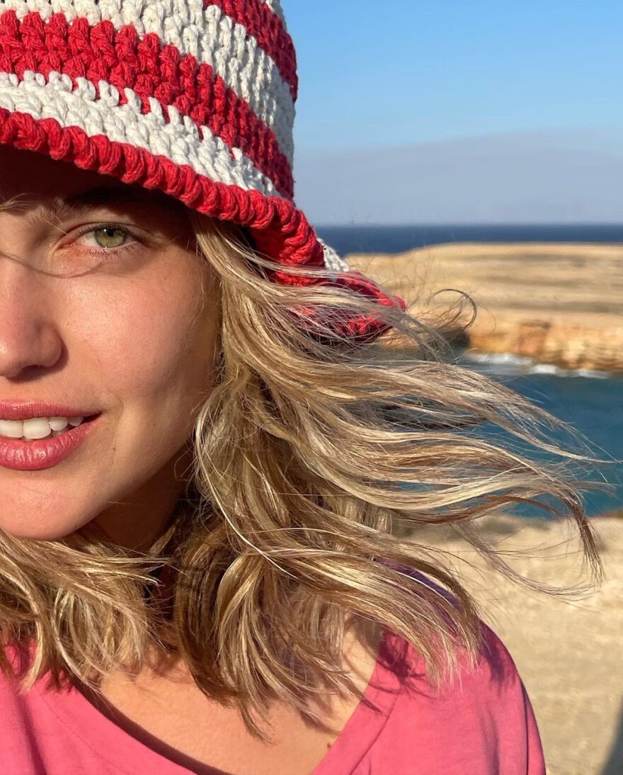 Κλέλια Ανδριολάτου: Οι φωτογραφίες της πρωταγωνίστριας του «Maestro» από τα Κουφονήσια