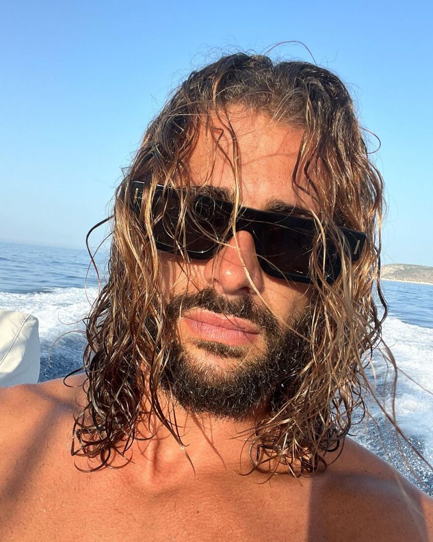 Κωνσταντίνος Βασάλος: Πήγε για διακοπές στη Σκύρο - Δείτε φωτογραφίες