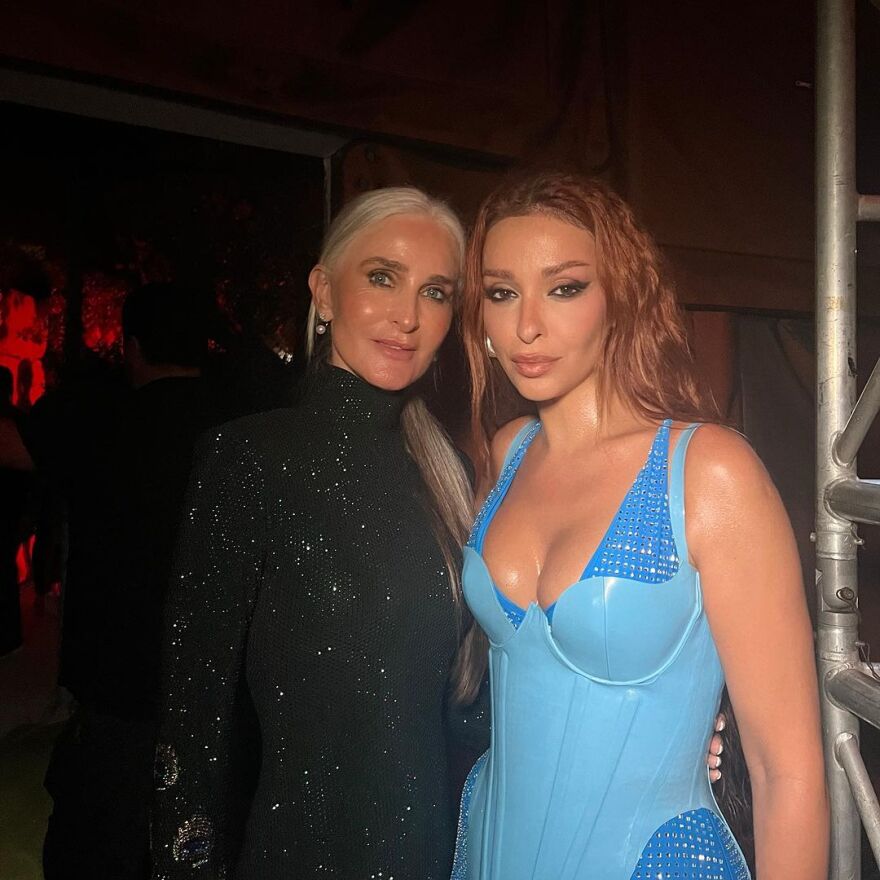 Ελένη Φουρέιρα: Η γαλάζια εμφάνισή της στην Κύπρο - Δείτε φωτογραφίες