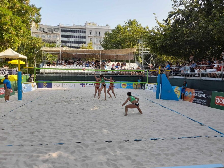 Μπιτς Βόλεϊ, Athens Golden Cup: Βγήκαν τα ζευγάρια των προημιτελικών στις γυναίκες μετά από θρίλερ