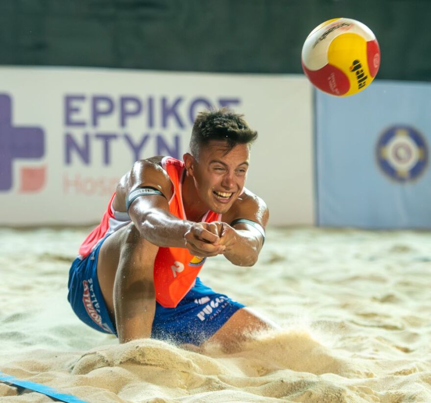 Μπιτς Βόλεϊ, Athens Golden Cup: Μεγάλα ζευγάρια στα προημιτελικά των ανδρών