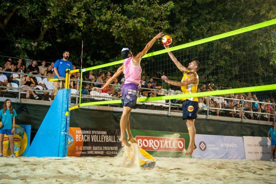 Μπιτς Βόλεϊ, Athens Golden Cup: Μεγάλα ζευγάρια στα προημιτελικά των ανδρών