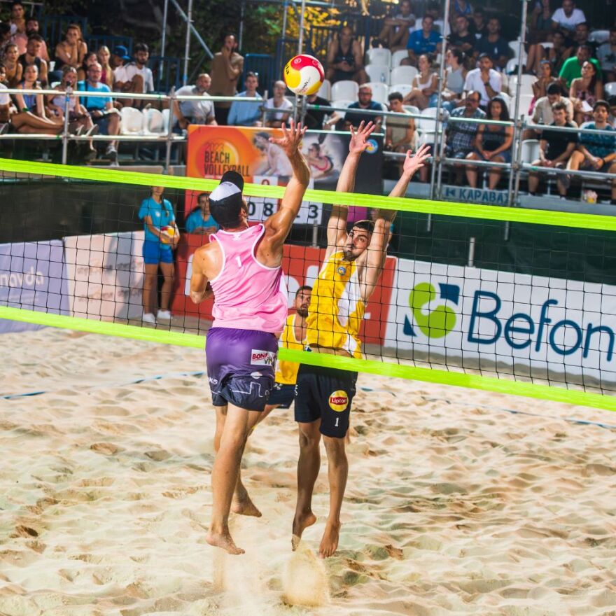 Μπιτς Βόλεϊ, Athens Golden Cup: Μεγάλα ζευγάρια στα προημιτελικά των ανδρών