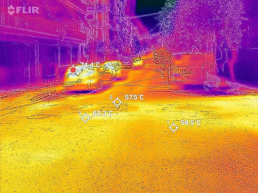 Καύσωνας: Στους 179,6 βαθμούς η θερμοκρασία στο εξωτερικό  ΙΧ που εκτίθεται στον ήλιο - Δείτε βίντεο