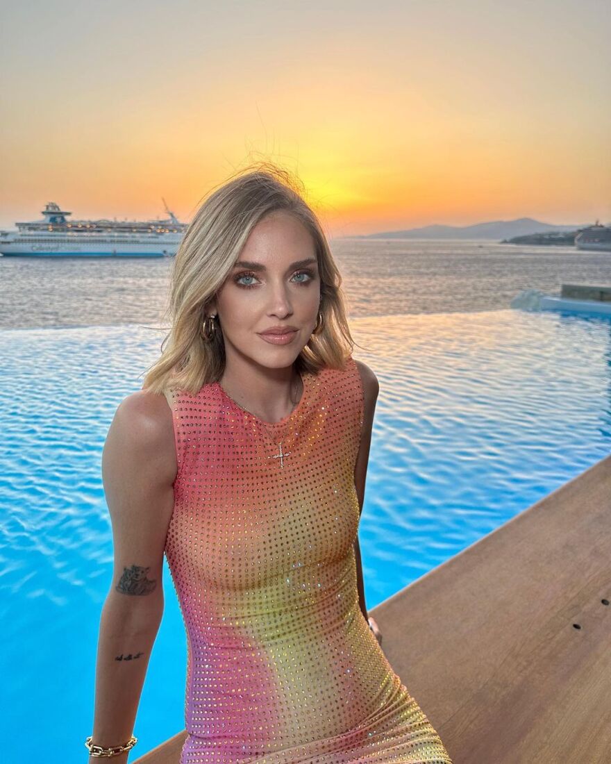 Φωτογραφίες: Η Κιάρα Φεράνι «κατακλύζει» το Instagram της με στιγμιότυπα από την Ελλάδα