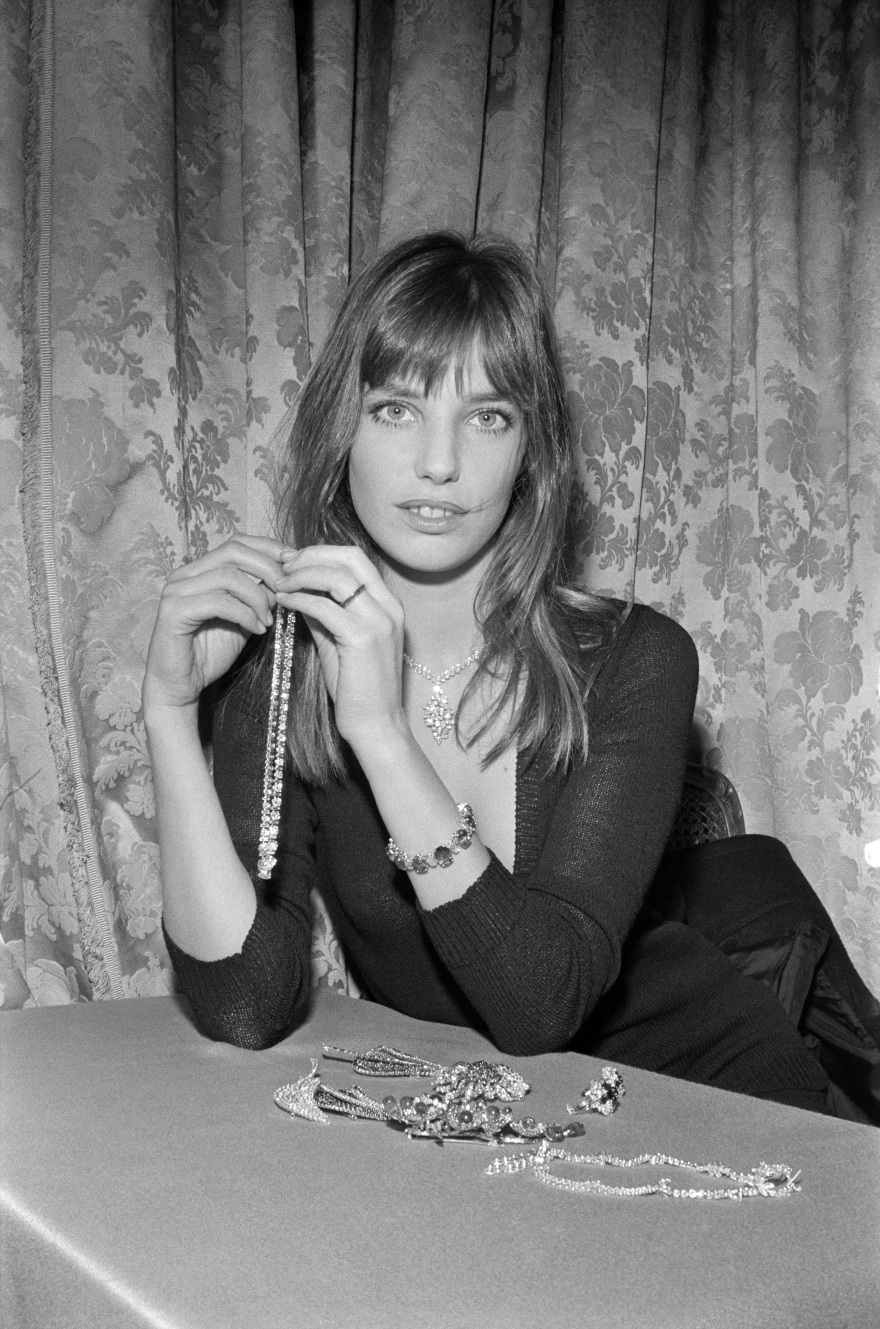 Jane Birkin: «Φιλήστε το χώμα του Παρθενώνα και προσευχηθείτε για μένα». 