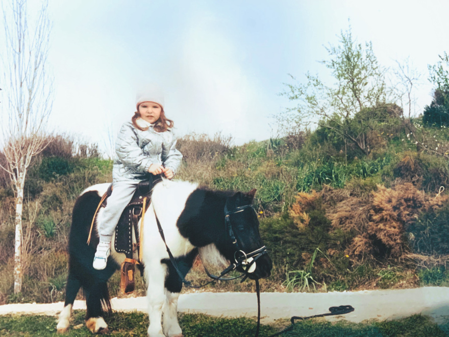 «Μαμά, θέλω αλογάκι!»