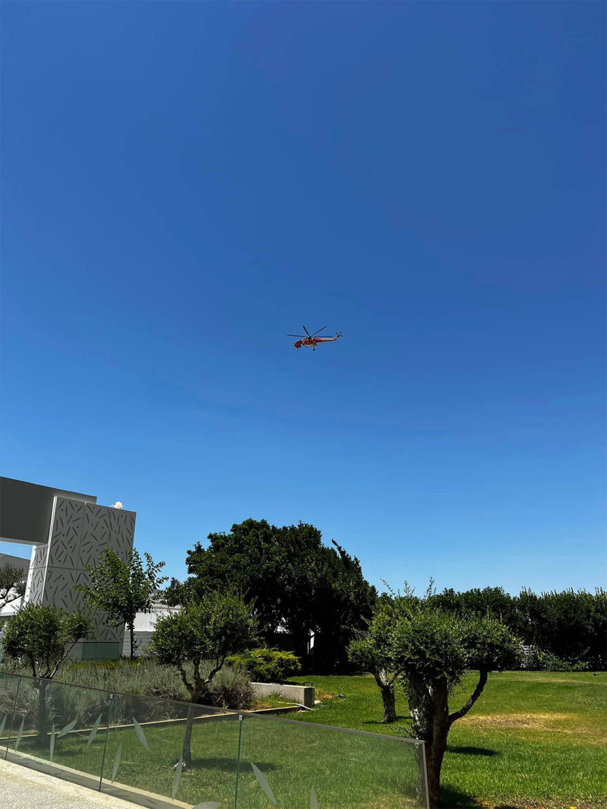 Φωτιά στην Κερατέα: Μήνυμα από το 112 για προληπτική εκκένωση σε Λαγονήσι, Σαρωνίδα και Ανάβυσσο