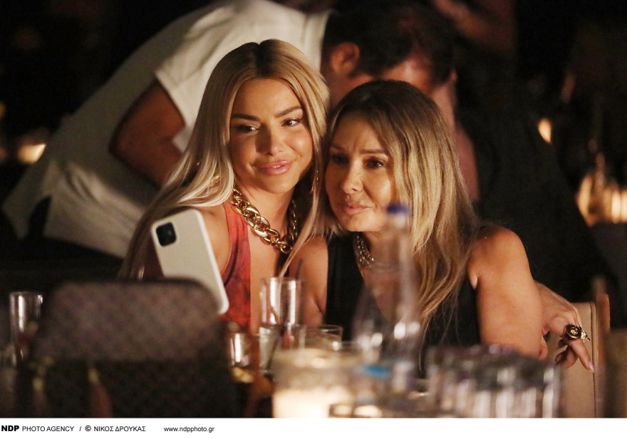 Ζόζεφιν: Η αποκαλυπτική εμφάνιση και η αναφορά στον Νίνο - «Εγκρίνει, δεν ζηλεύει καθόλου»