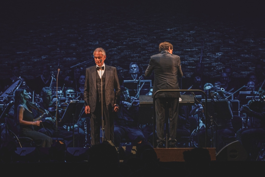 Αντρέα Μποτσέλι: Η «φωνή του Θεού» μάγεψε χθες βράδυ την Αθήνα