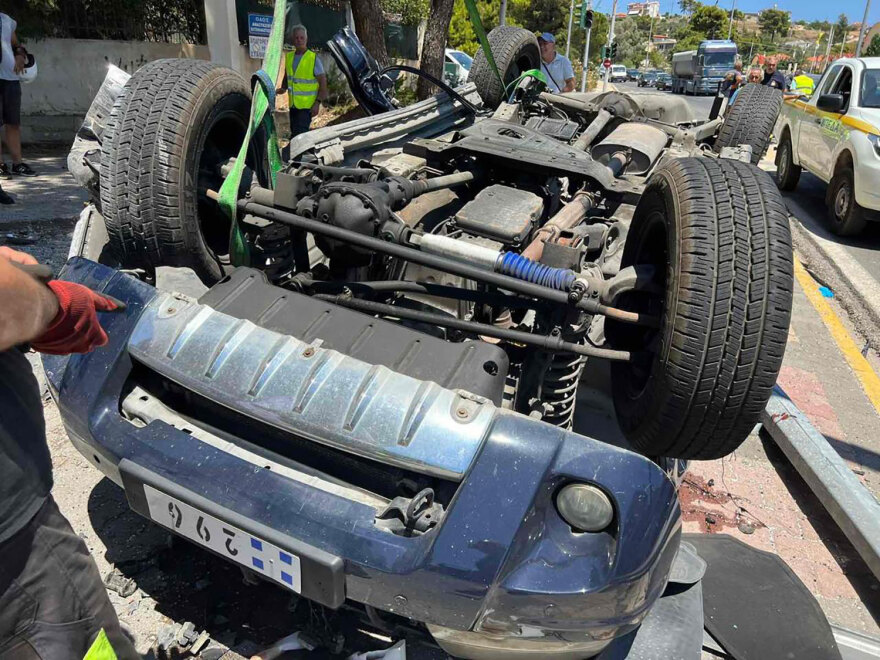 Λεωφόρος Μαραθώνος: Νεκρός υποπλοίαρχος του Πολεμικού Ναυτικού σε τροχαίο - 88χρονη οδηγός εμβόλισε δύο ΙΧ