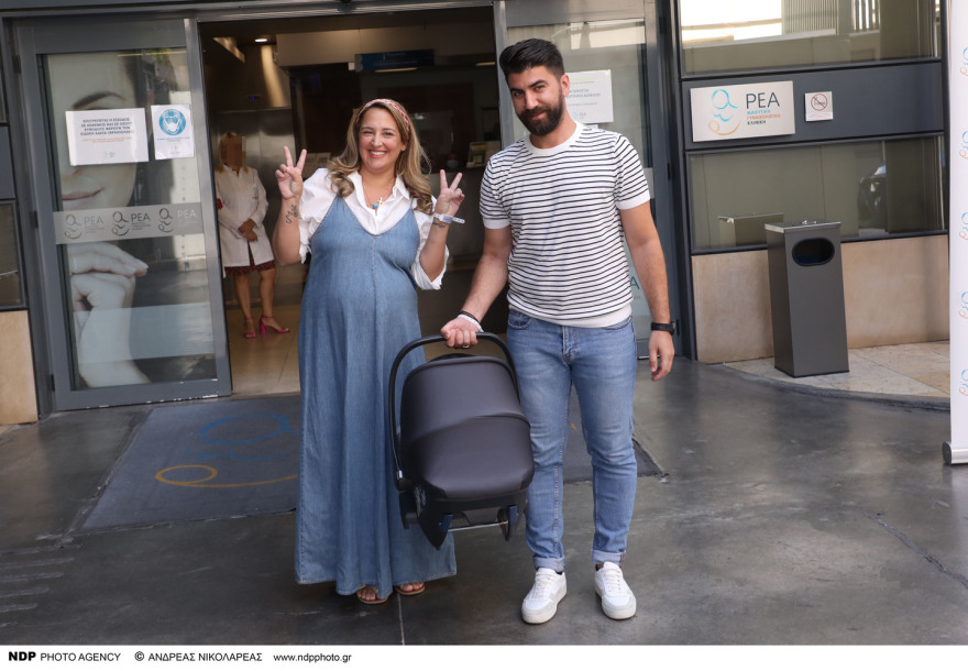 Εξιτήριο για την Κλέλια Πανταζή μετά τη γέννηση του τρίτου της παιδιού
