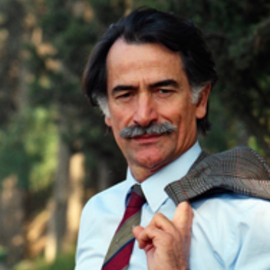 Μιχάλης Μπουρμπούλης: Πώς τον ενέπνευσε ο Αντώνης Τρίτσης να γράψει τους στίχους του «Να παίζει το τρανζίστορ»