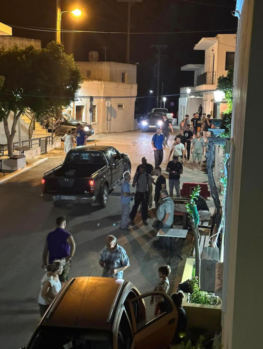 Φωτιά στη Ρόδο: Μήνυμα από το 112 για την εκκένωση του χωριού Λάερμα - Ενισχύονται οι δυνάμεις